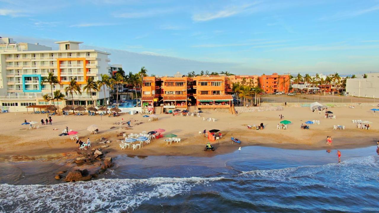 Playa Suites Mazatlan Exterior photo